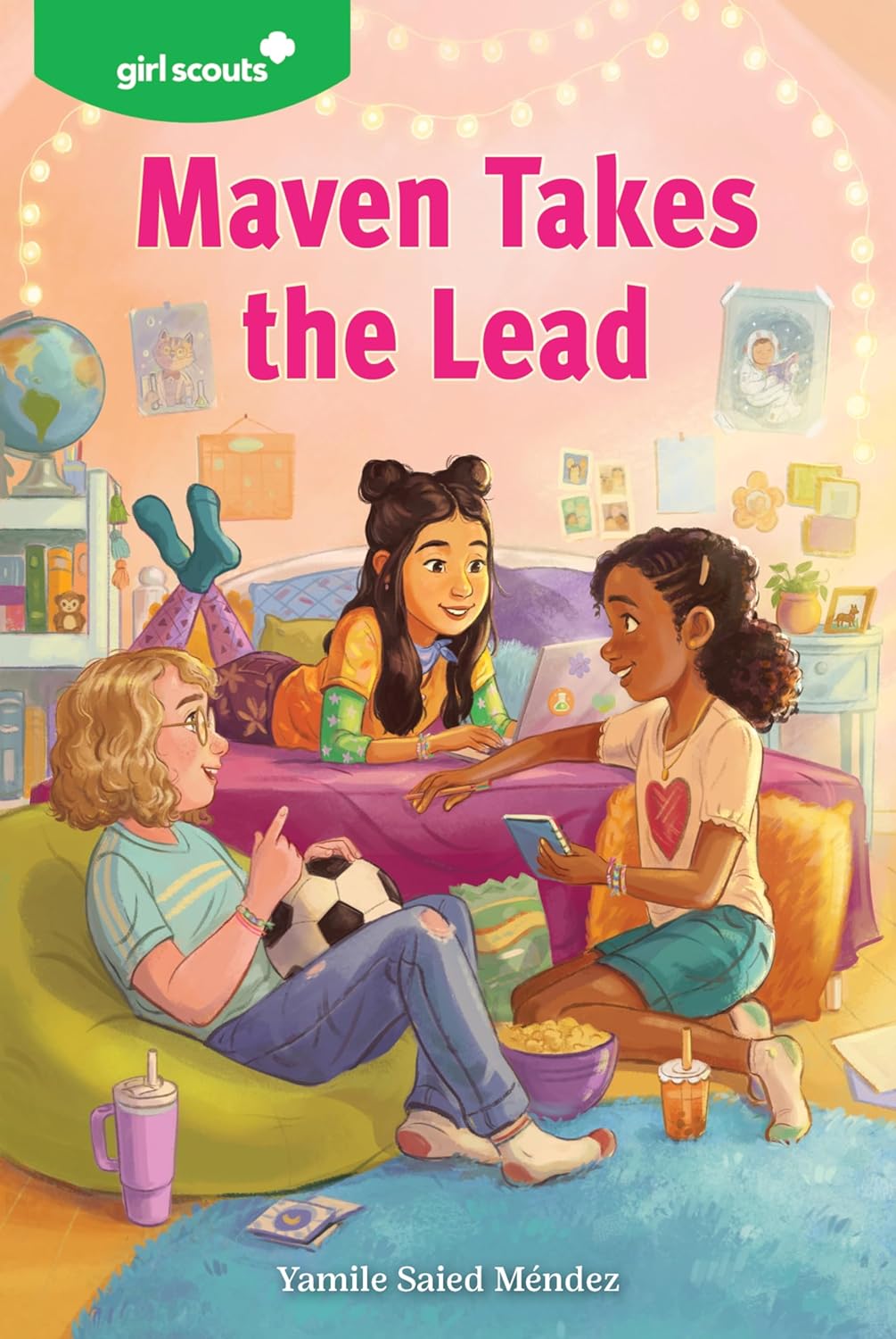 Girl Scouts: Maven Takes the Lead: A Girl Scout Novel